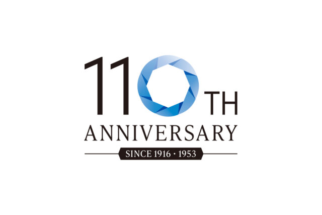 シミズメガネ 110周年ロゴ